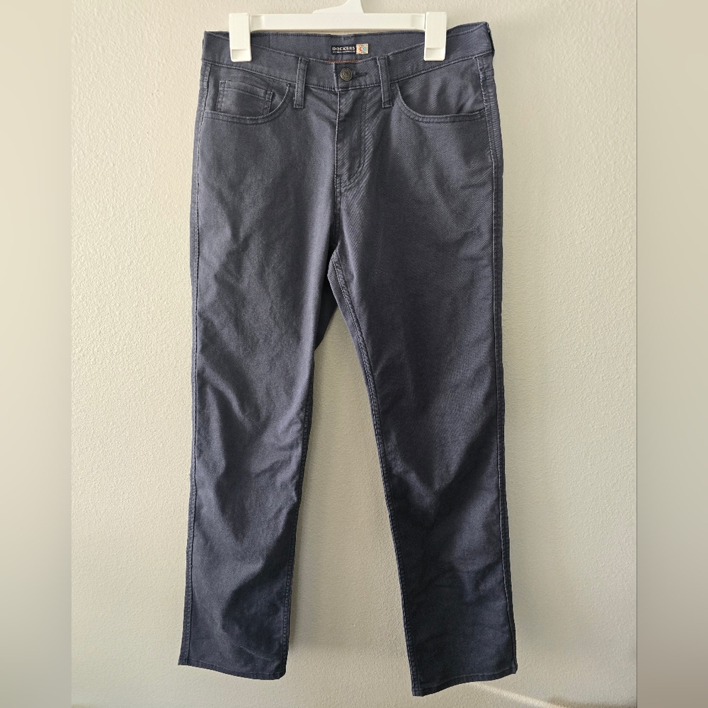Dockers Straight Fit Gray Pants Size w30 l32